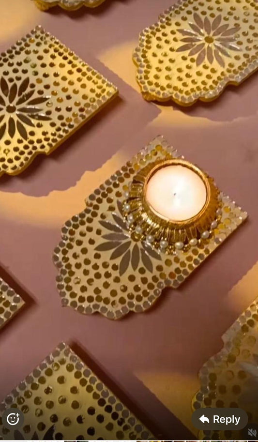 Jharoka-style tealights