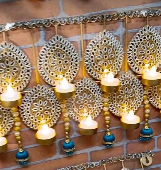 Ornate metal frame tealight (1 pc)